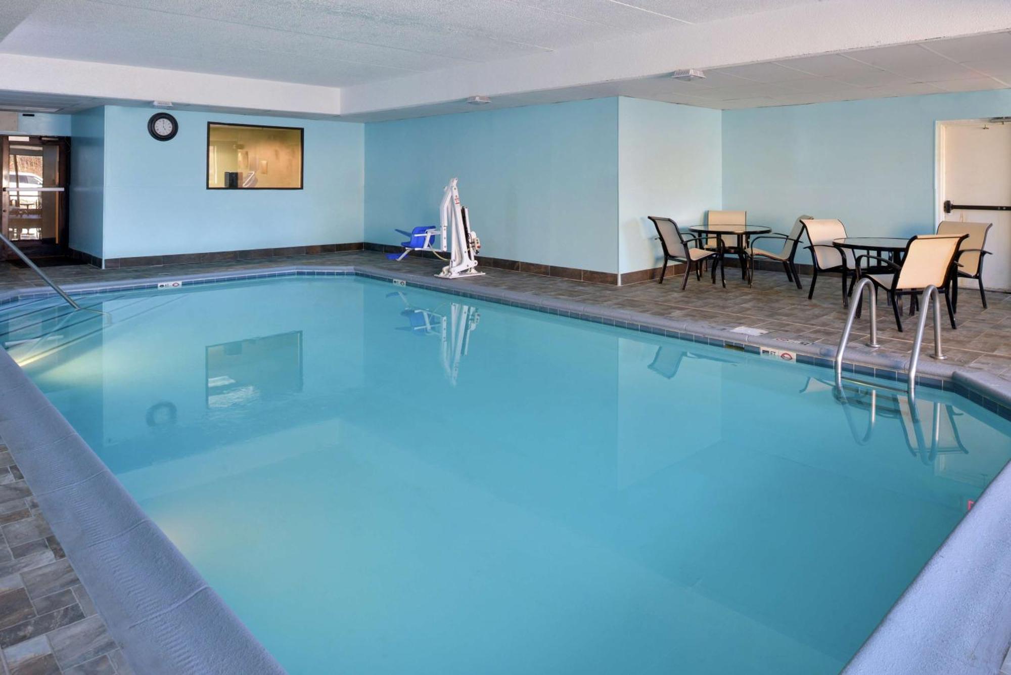 Hampton Inn Columbus-East Pickerington Экстерьер фото
